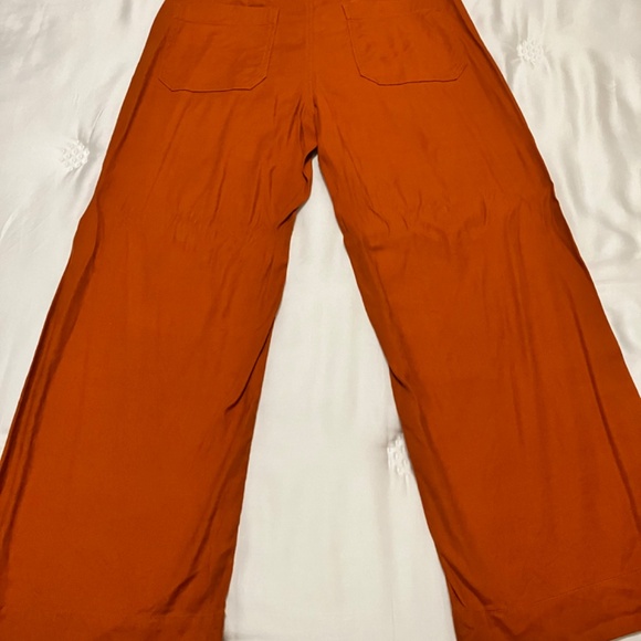 The Colette Linen Blend Crop Wide-Leg Pants by Maeve - Picture 4 of 5